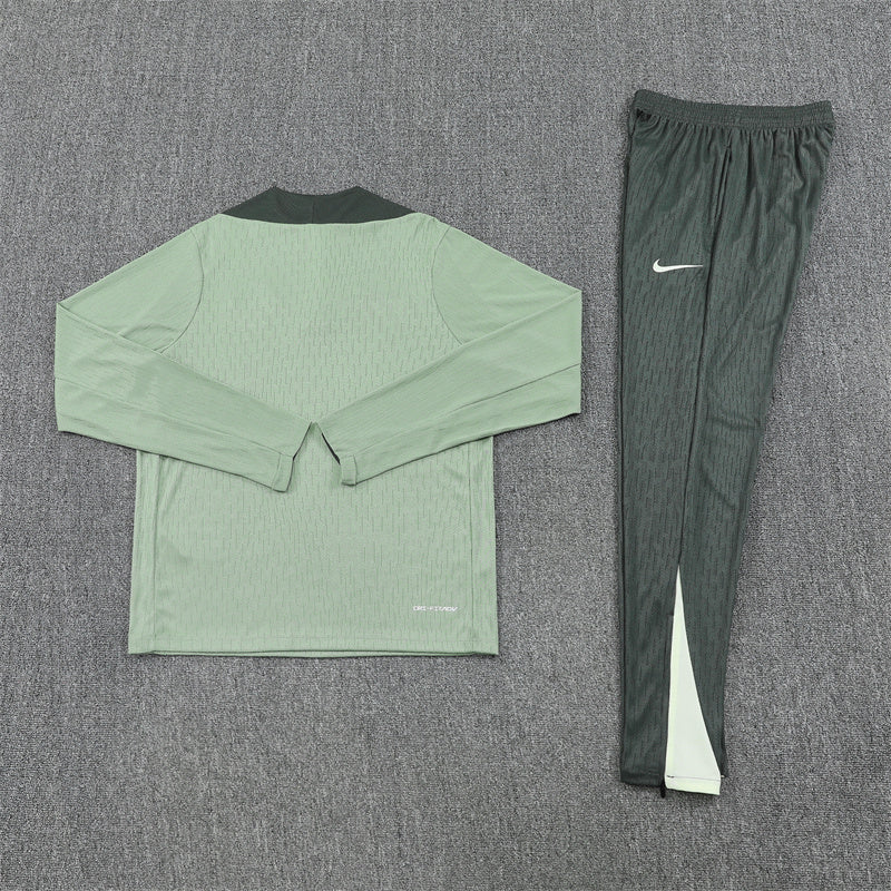 Chelsea 2025/26 Tracksuit Green