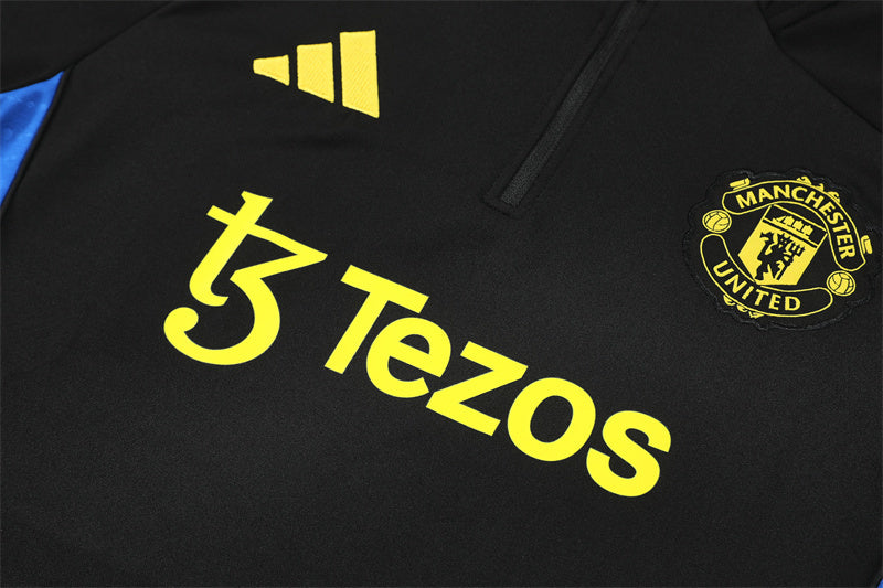 Manchester United 2025/26 Tracksuit Black 1/4 Zip