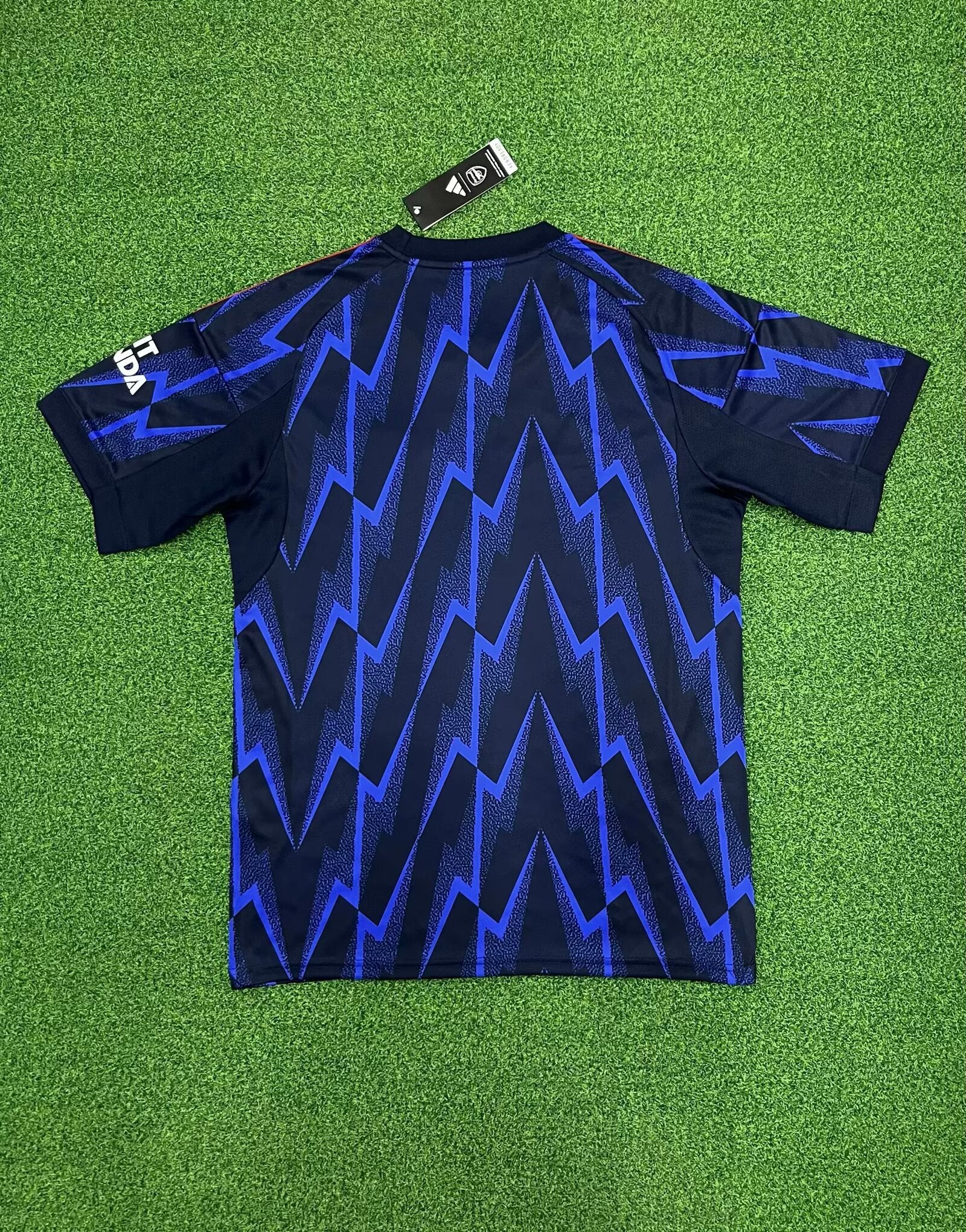 Arsenal 2025/26 Away Kit