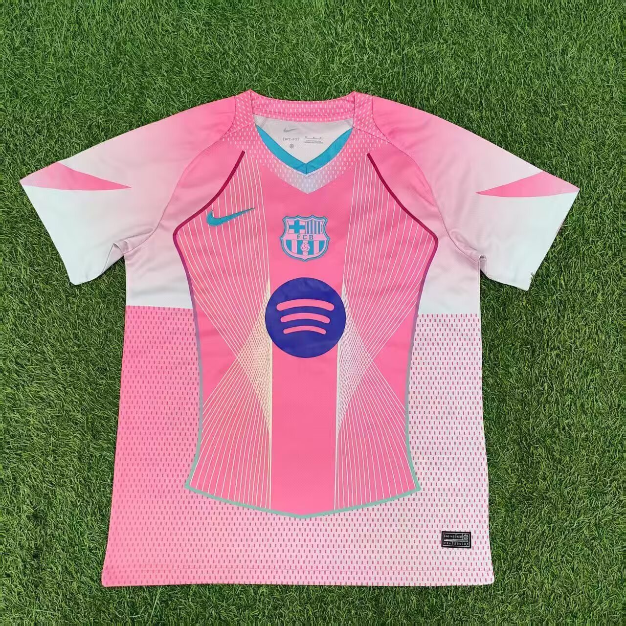 FC Barcelona 2025/26 Speciaal tenue Roze