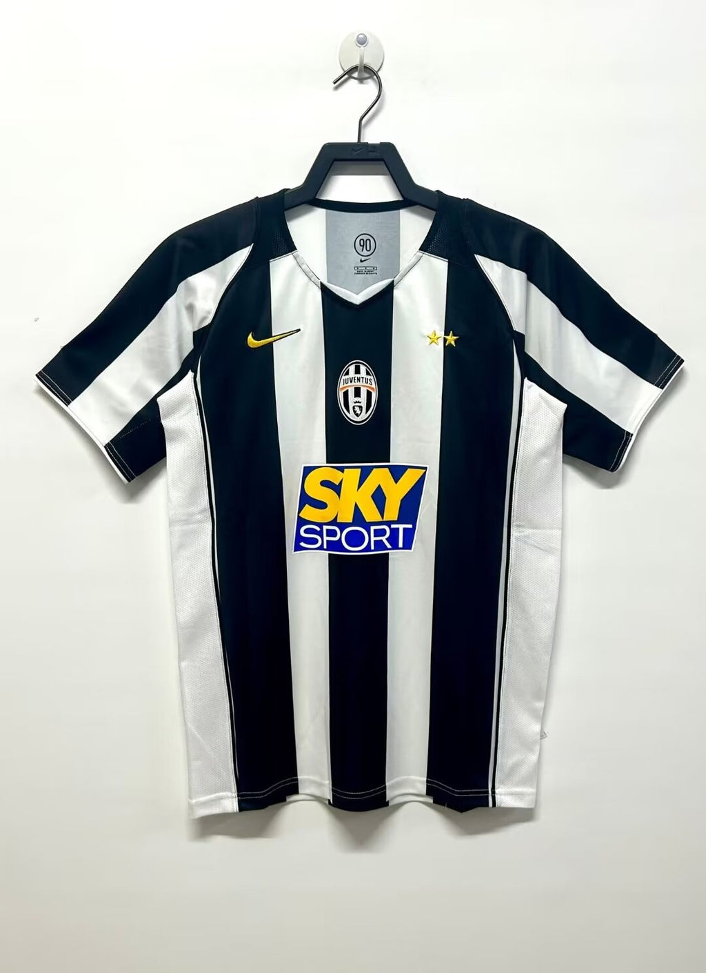 Juventus 2004/05 Retro Home Kit