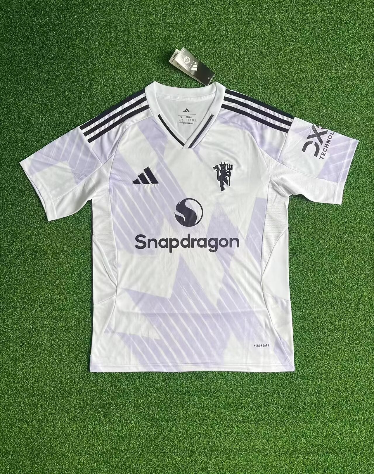Manchester United 2025/26 Away Kit