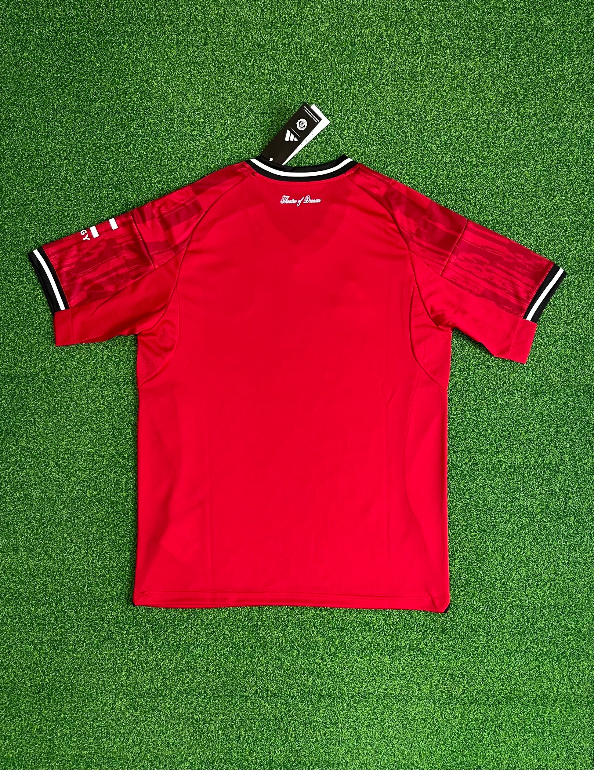 Manchester United 2025/26 Home Kit