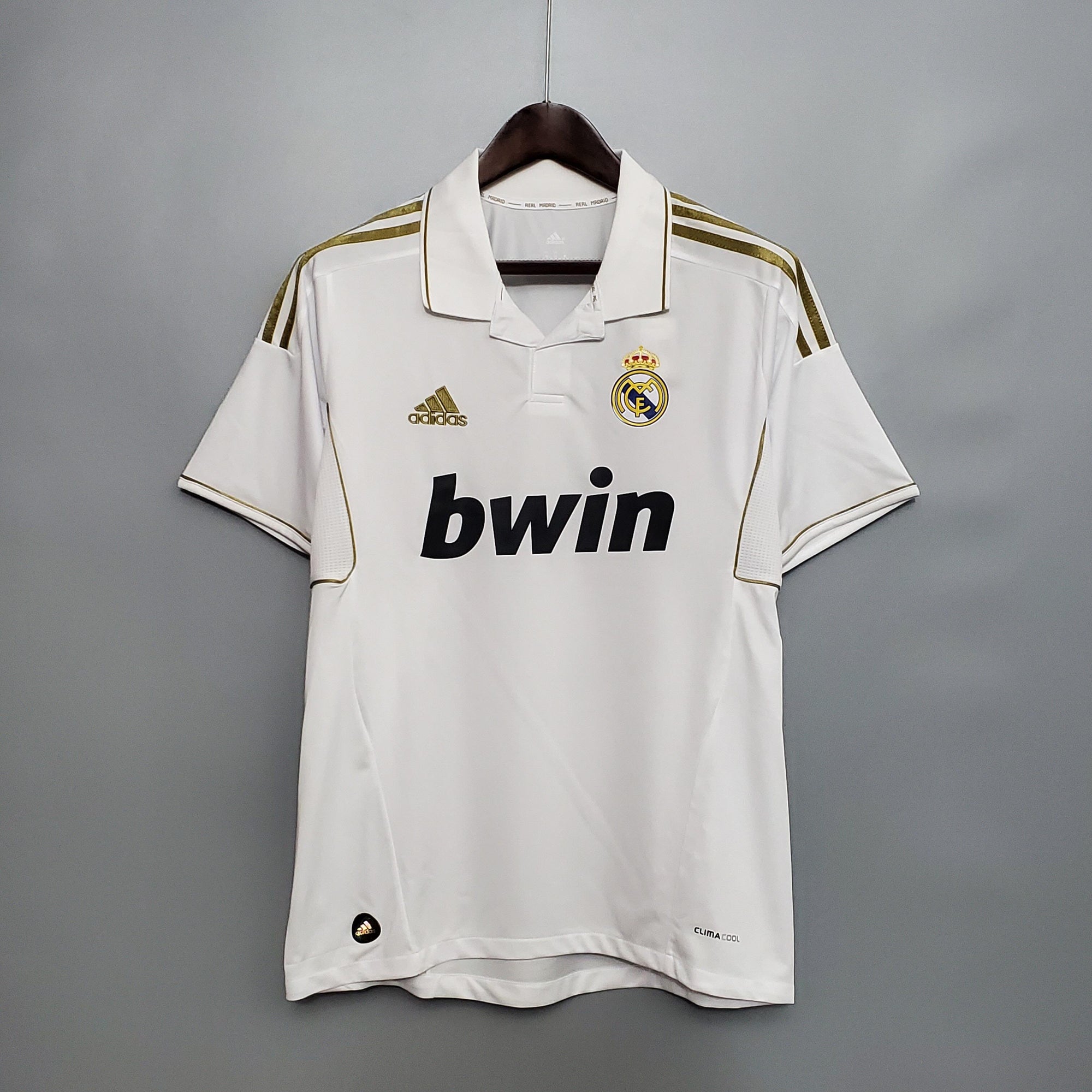 Real Madrid 2011/12 Retro Home Kit